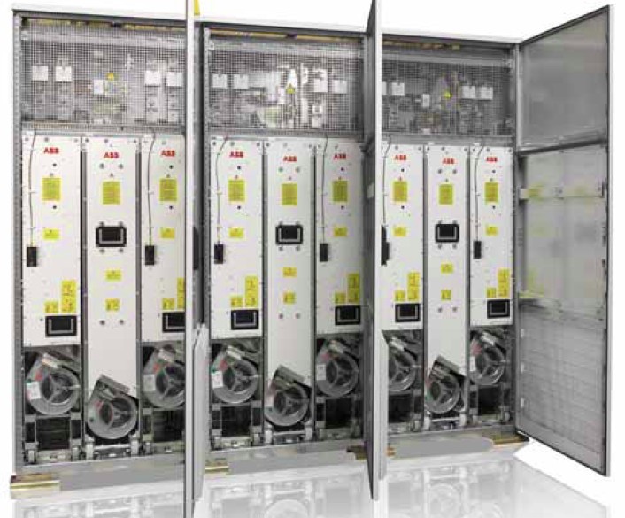 ׃ACS800-204
